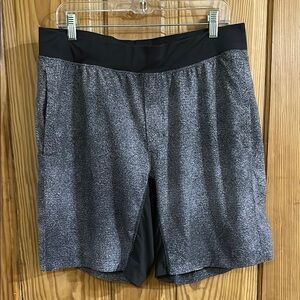 Lululemon Men's T.H.E. Short 9" Heathered Gray Size XL